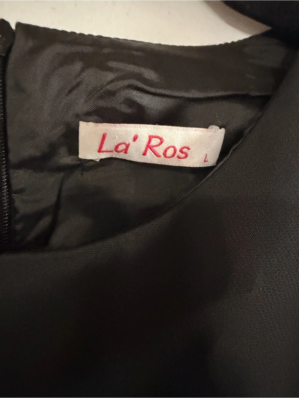 La Ros Black Cropped Ostrich Feather Top - Picture 3 of 3